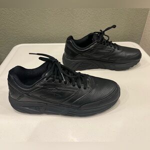 Brooks Addiction Walker Mens Walking Shoes Size 9.5B Black Leather Sneakers